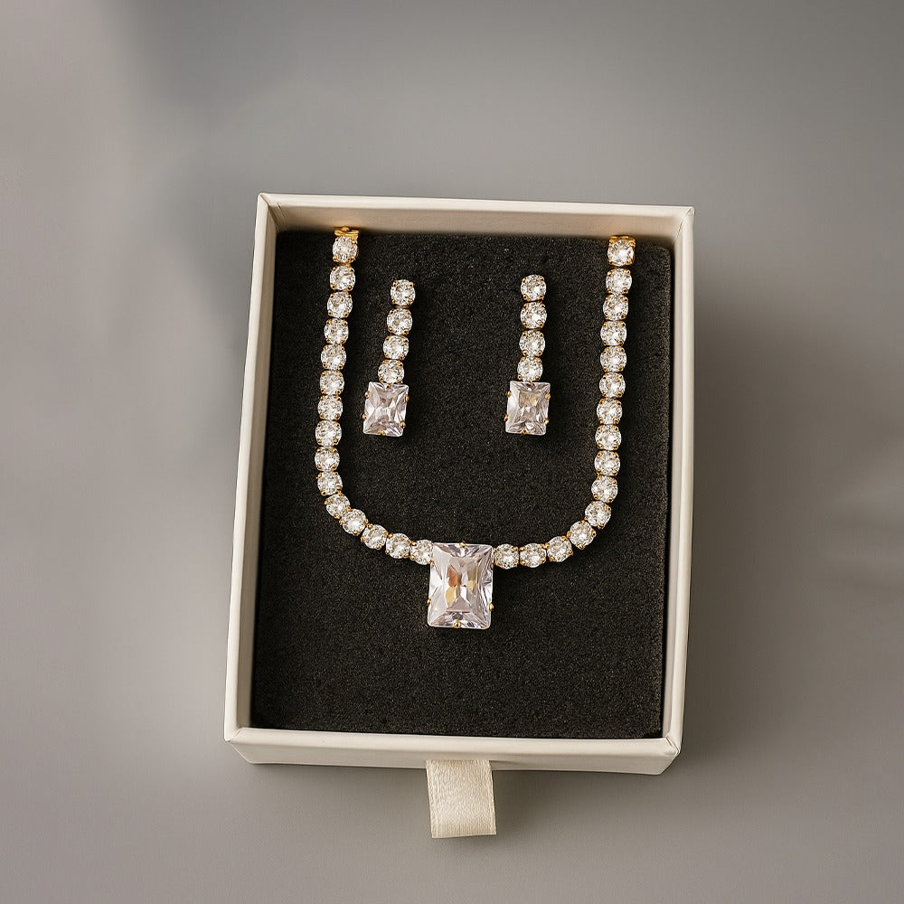 WR - Pendant Set - 108 (Free Jewellery Gift)